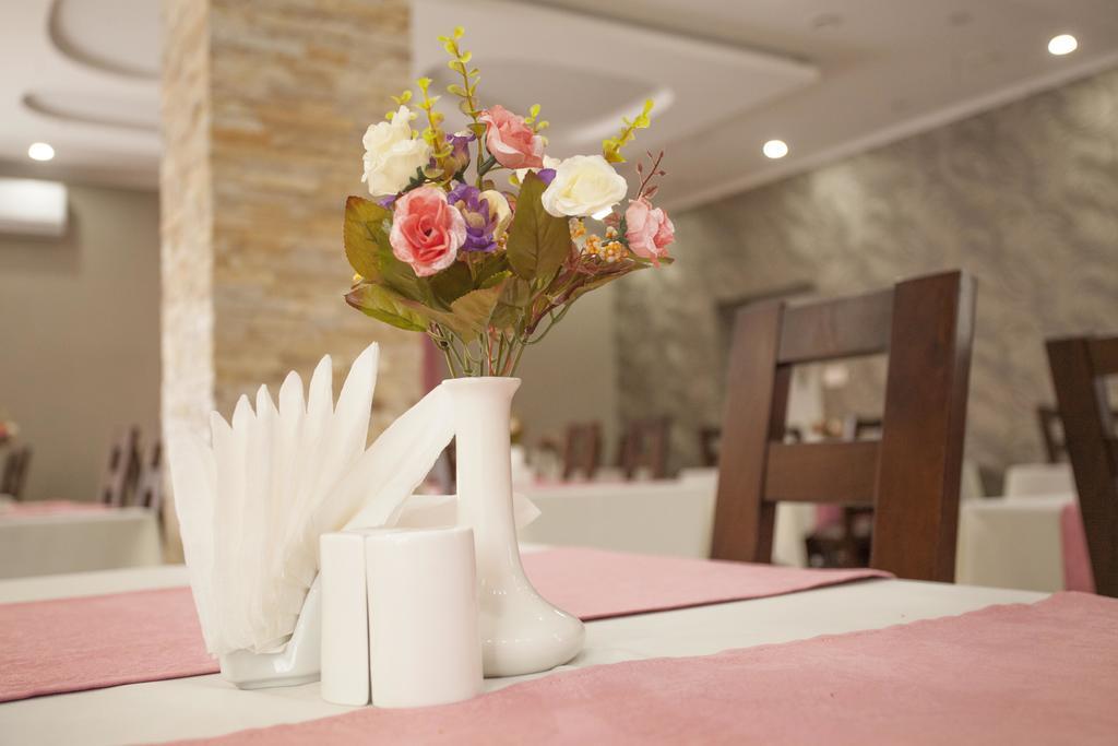 Mirage Hotel بيرهوف المظهر الخارجي الصورة